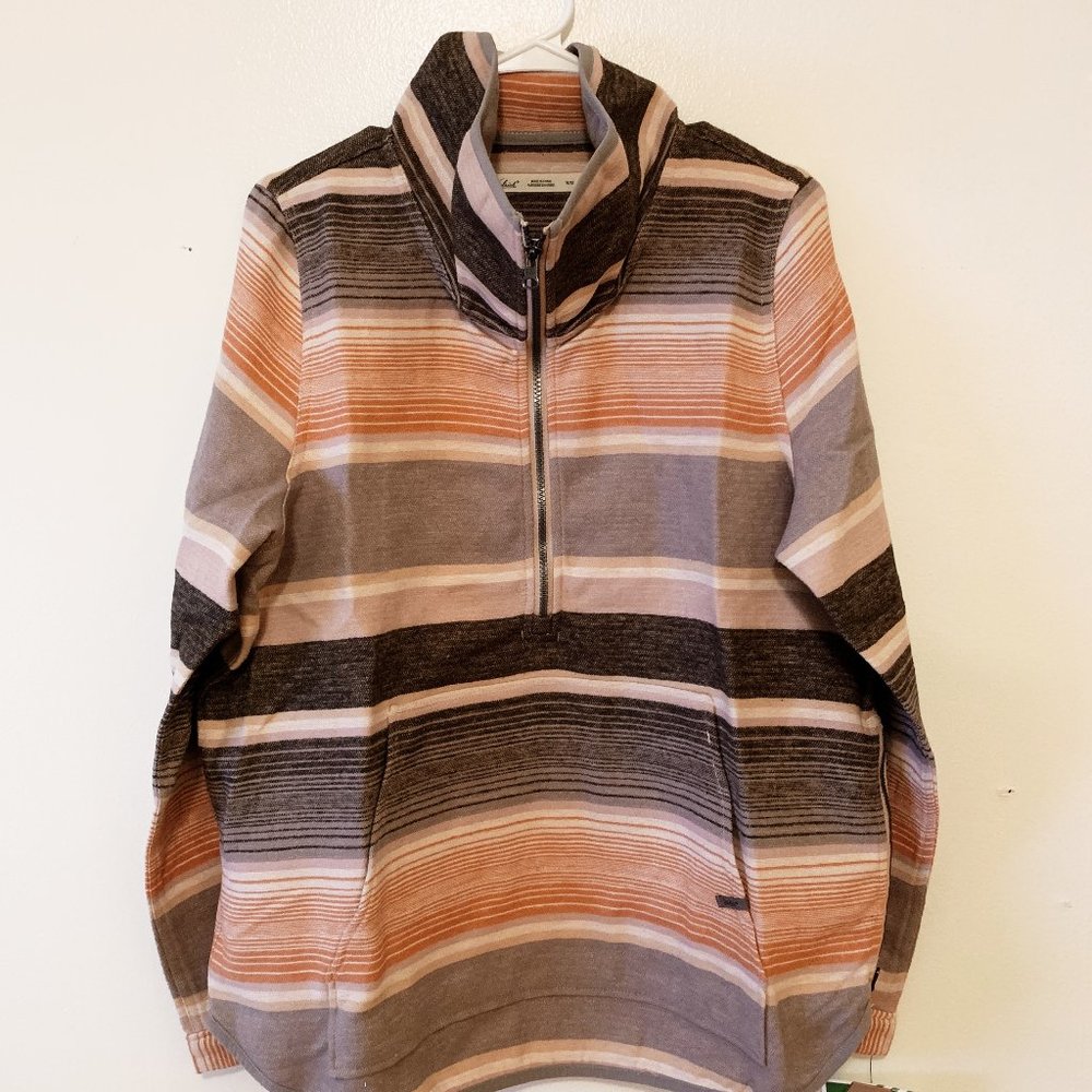 Woolrich Horizon View Half Zip Sweater Medium NWT